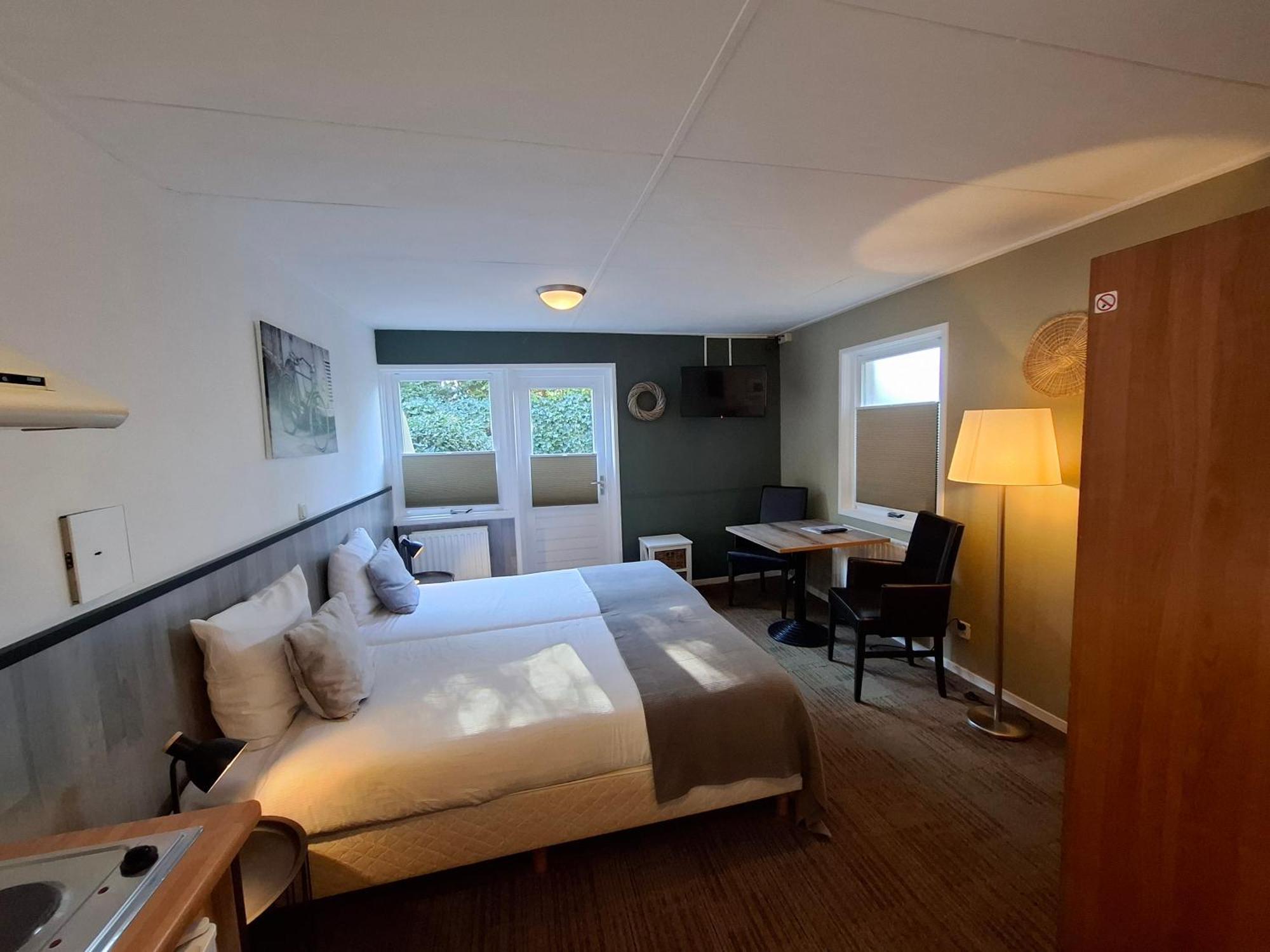 Hotel Randduin Oostkapelle Eksteriør billede